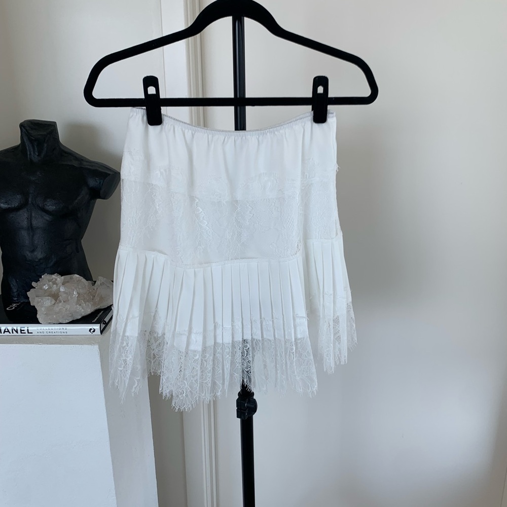 White Lace Pleated Mini Skirt